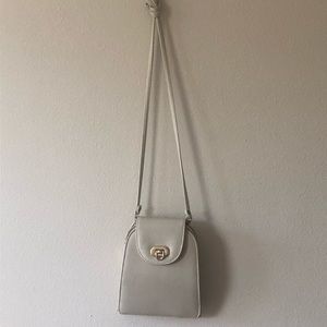 Vintage crossbody purse from the 80’s-90’s